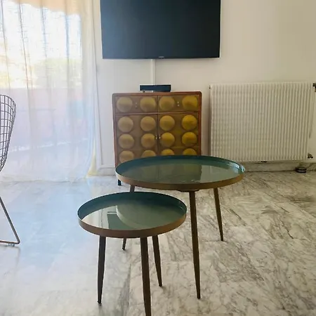 Les Pins Pinede Terrasse Apartman *