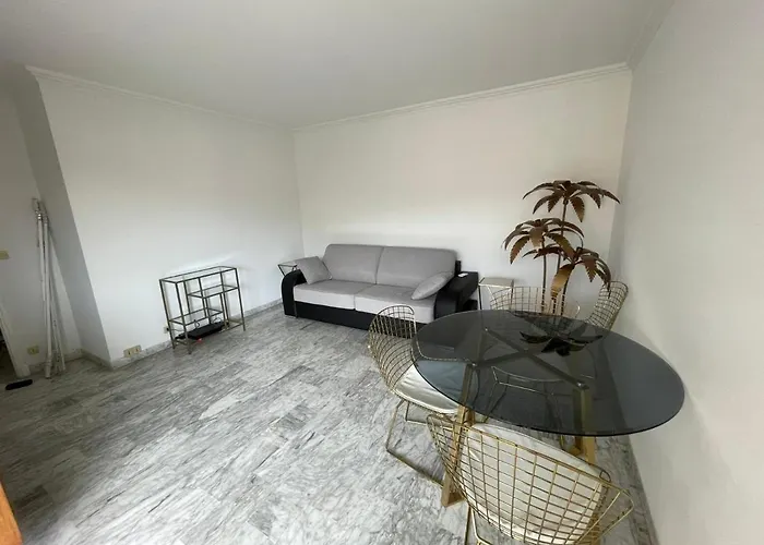 Apartman Les Pins Pinede Terrasse